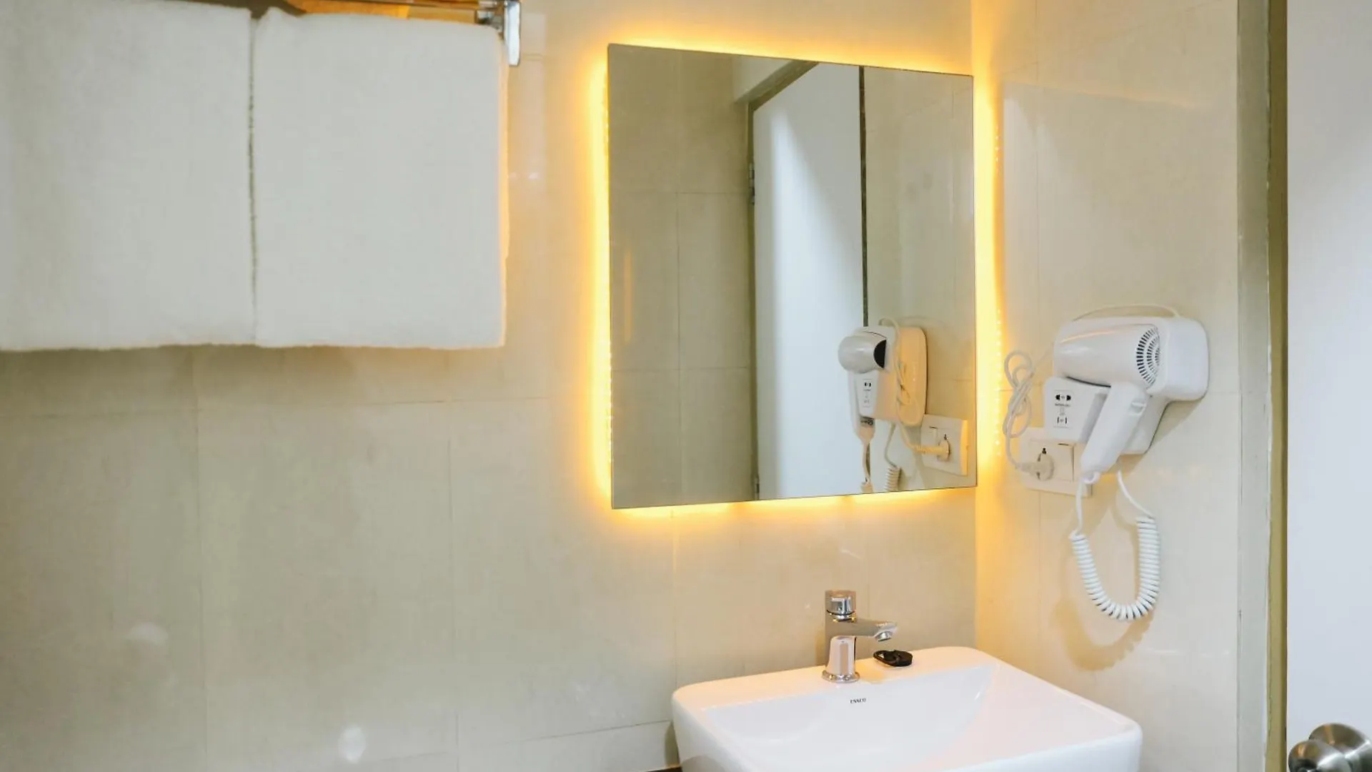 Hotel Snowlion 加德满都 0*,  尼泊尔